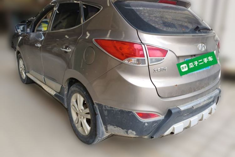 Used Hyundai ix35 2010 2.0L Automatic Two-Wheel Drive Elite Edition GLS Rear Left 45 Deg