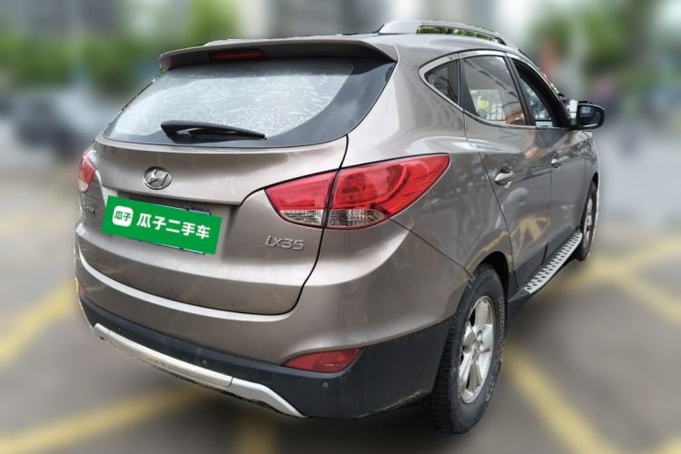 Used Hyundai ix35 2010 2.0L Automatic Two-Wheel Drive New Edition GL Rear Right 45 Deg