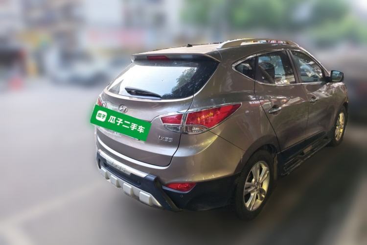 Used Hyundai ix35 2010 2.0L Automatic Two-Wheel Drive Elite Edition GLS Rear Right 45 Deg