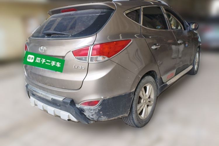 Used Hyundai ix35 2010 2.0L Automatic Two-Wheel Drive Elite Edition GLS Rear Right 45 Deg