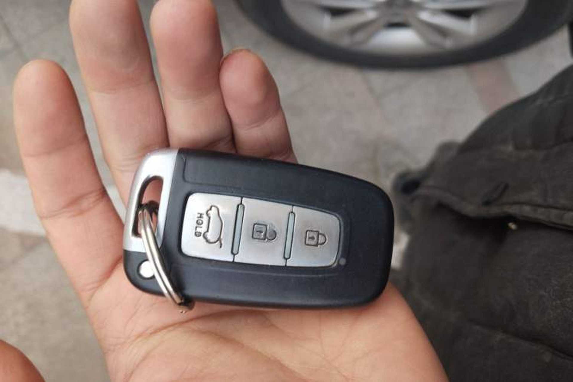 Used Hyundai ix35 2010 2.0L Automatic 4x4 Premium GLS Trim Vehicle Key