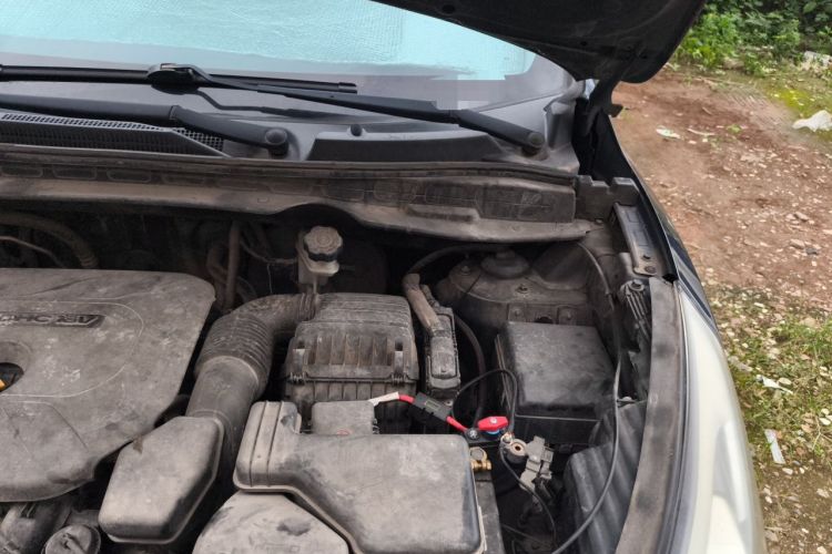 Used Hyundai ix35 2012 2.0L Automatic Two-Wheel Drive New Edition GL Engine Bay Left