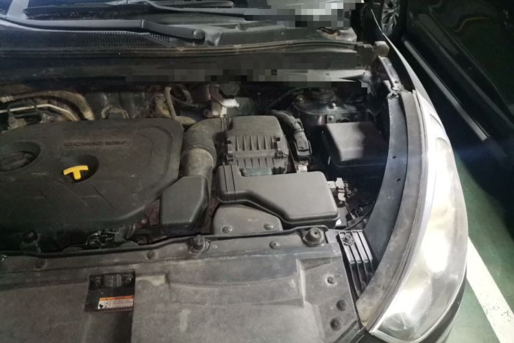 Used Hyundai ix35 2012 2.0L Automatic Two-Wheel Drive New Edition GL Engine Bay Left