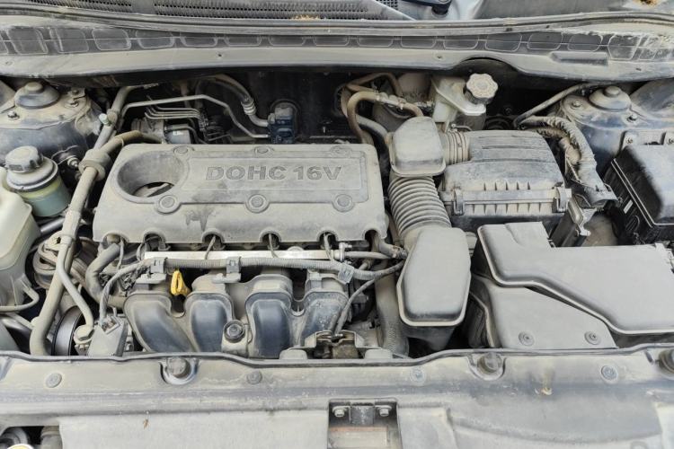 Used Hyundai ix35 2012 2.4L Automatic 4x4 Navigation Edition GLS Engine Bay
