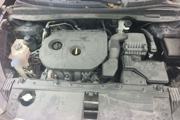 Used Hyundai ix35 2012 2.0L Automatic Two-Wheel Drive Elite Edition GLS Engine Bay
