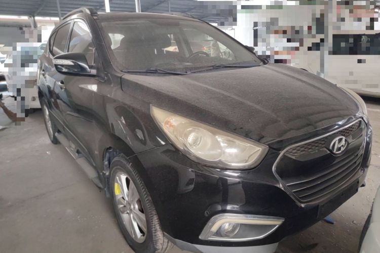 Used Hyundai ix35 2012 2.0L Automatic Two-Wheel Drive Elite Edition GLS Front Right 45 Deg