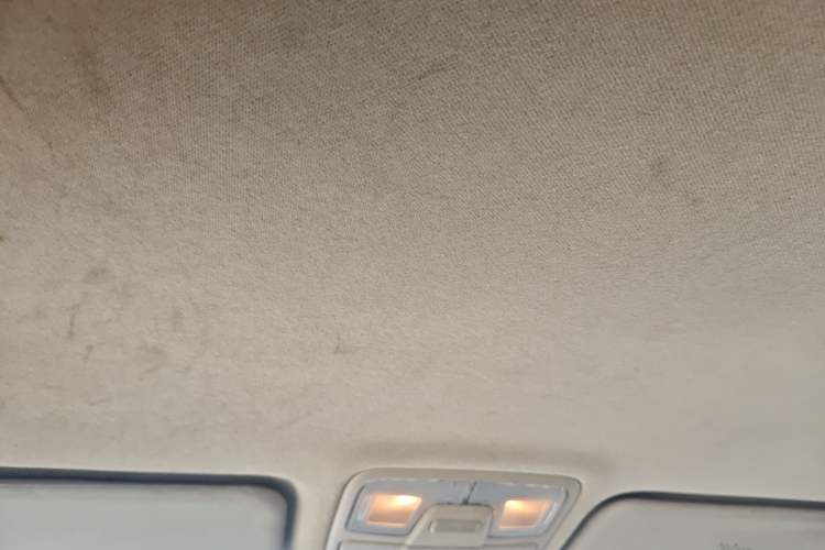Used Hyundai ix35 2012 2.0L Manual Two-Wheel Drive New Edition GL Headliner