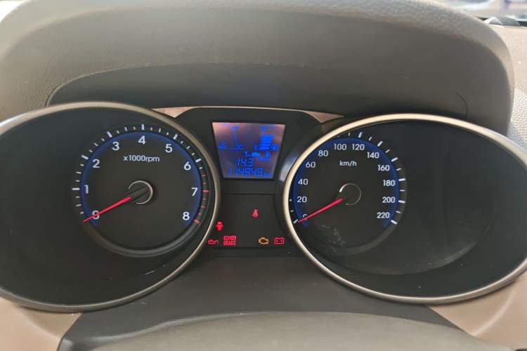 Used Hyundai ix35 2012 2.0L Manual Two-Wheel Drive New Edition GL Instrument Cluster