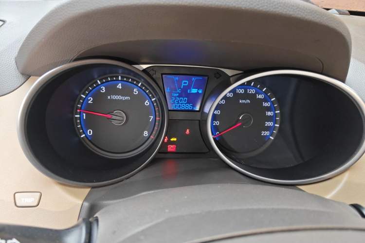Used Hyundai ix35 2012 2.0L Automatic Two-Wheel Drive New Edition GL Instrument Cluster