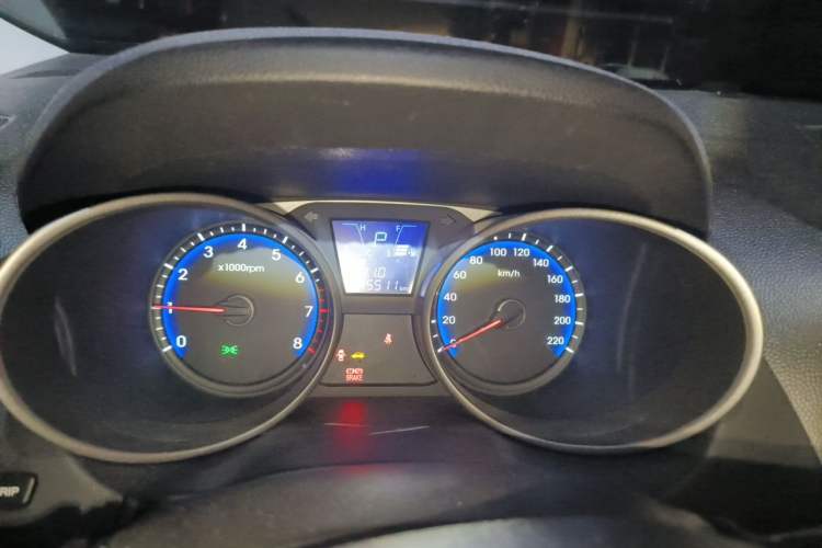 Used Hyundai ix35 2012 2.0L Automatic Two-Wheel Drive Elite Edition GLS Instrument Cluster