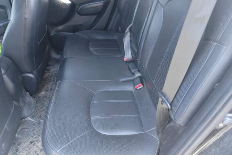Used Hyundai ix35 2012 2.0L Automatic Two-Wheel Drive Elite Edition GLS Left Rear Seat