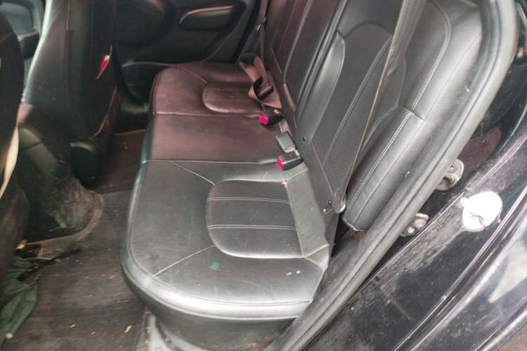 Used Hyundai ix35 2012 2.0L Automatic Two-Wheel Drive Elite Edition GLS Left Rear Seat