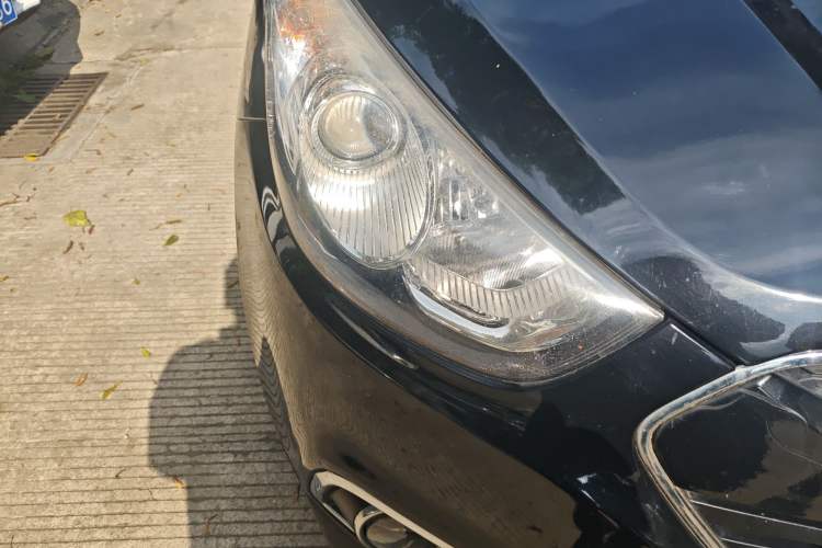 Used Hyundai ix35 2012 2.0L Manual Two-Wheel Drive New Edition GL Right Front Headlight