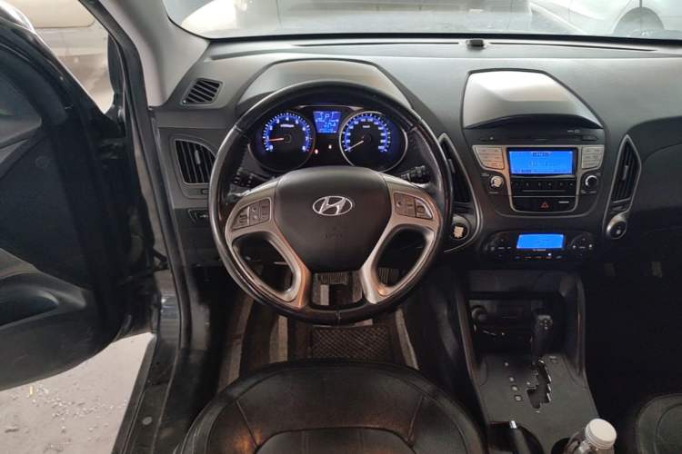Used Hyundai ix35 2012 2.0L Automatic Two-Wheel Drive Elite Edition GLS Steering Wheel
