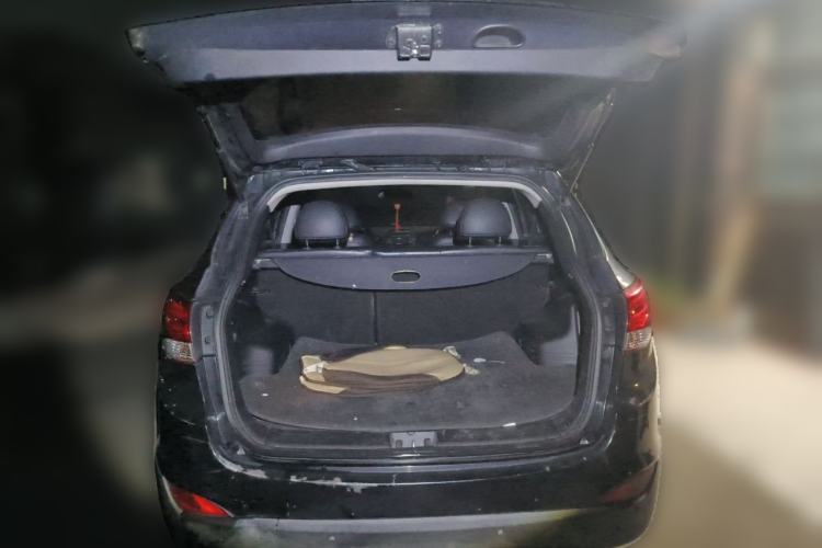 Used Hyundai ix35 2012 2.0L Automatic Two-Wheel Drive Elite Edition GLS Trunk