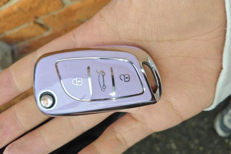 Used Hyundai ix35 2012 2.0L Automatic Two-Wheel Drive New Edition GL Vehicle Key