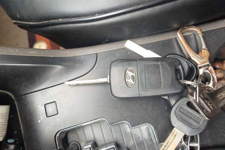 Used Hyundai ix35 2012 2.0L Automatic Two-Wheel Drive New Edition GL Vehicle Key