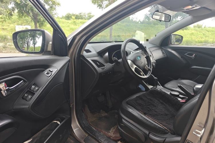 Used Hyundai ix35 2012 2.0L Automatic Two-Wheel Drive Elite Edition GLS Driver Seat