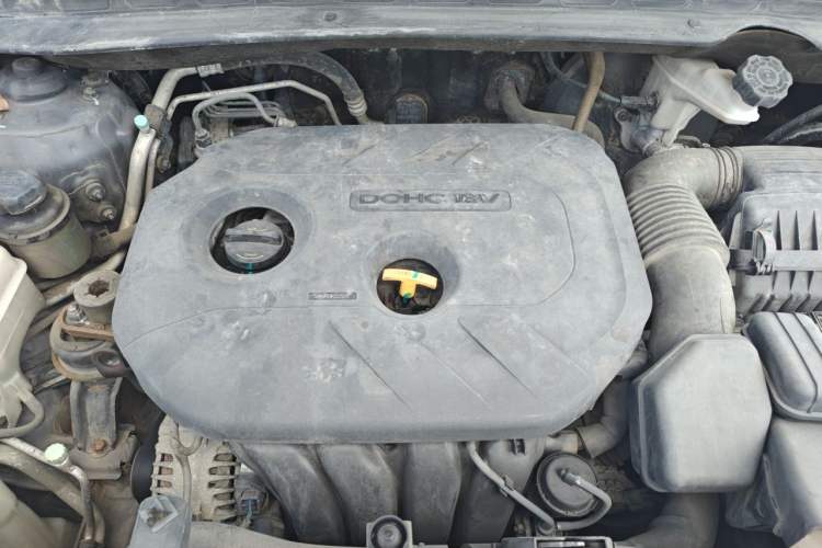 Used Hyundai ix35 2012 2.0L Automatic Two-Wheel Drive Elite Edition GLS Engine Bay