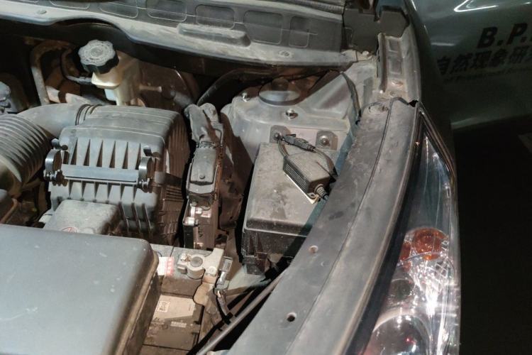Used Hyundai ix35 2012 2.0L Automatic Two-Wheel Drive Elite Edition GLS Engine Bay Left