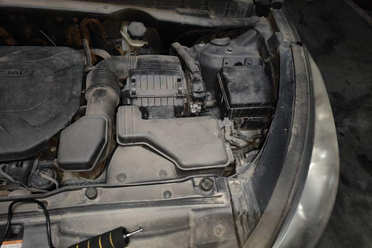 Used Hyundai ix35 2012 2.0L Automatic Two-Wheel Drive New Edition GL Engine Bay Left