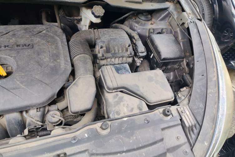 Used Hyundai ix35 2012 2.0L Automatic Two-Wheel Drive Elite Edition GLS Engine Bay Left