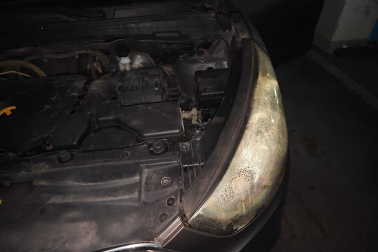 Used Hyundai ix35 2012 2.0L Automatic Two-Wheel Drive Elite Edition GLS Engine Bay Left