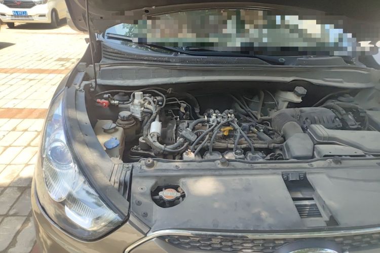 Used Hyundai ix35 2012 2.0L Automatic Two-Wheel Drive Elite Edition GLS Engine Bay Right