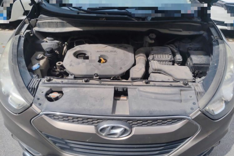 Used Hyundai ix35 2012 2.0L Automatic Two-Wheel Drive Elite Edition GLS Engine Bay