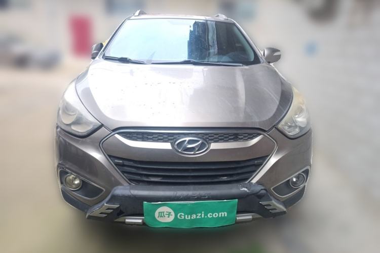 Used Hyundai ix35 2012 2.0L Automatic Two-Wheel Drive New Edition GL Front