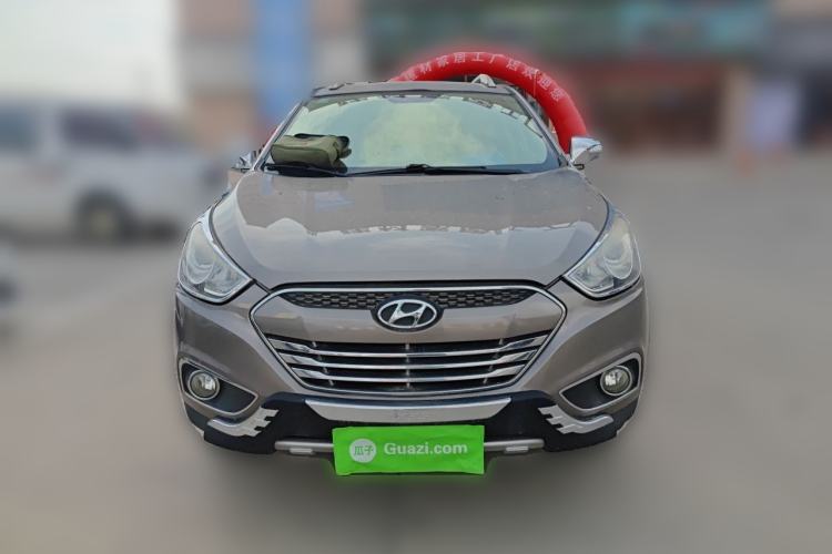 Used Hyundai ix35 2012 2.0L Manual Two-Wheel Drive New Edition GL Front