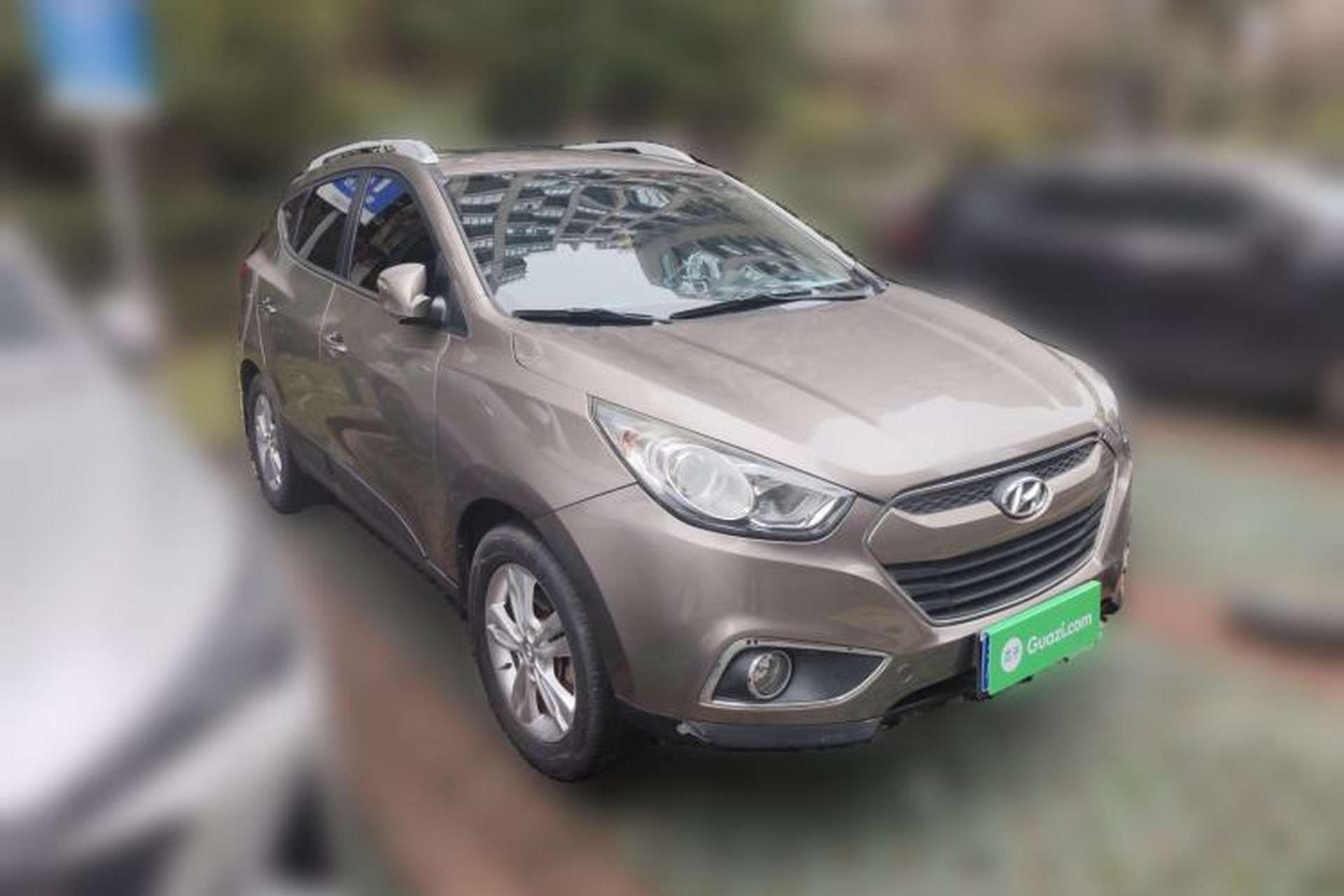 Used Hyundai ix35 2012 2.0L Automatic Two-Wheel Drive Elite Edition GLS Front Right 45 Deg