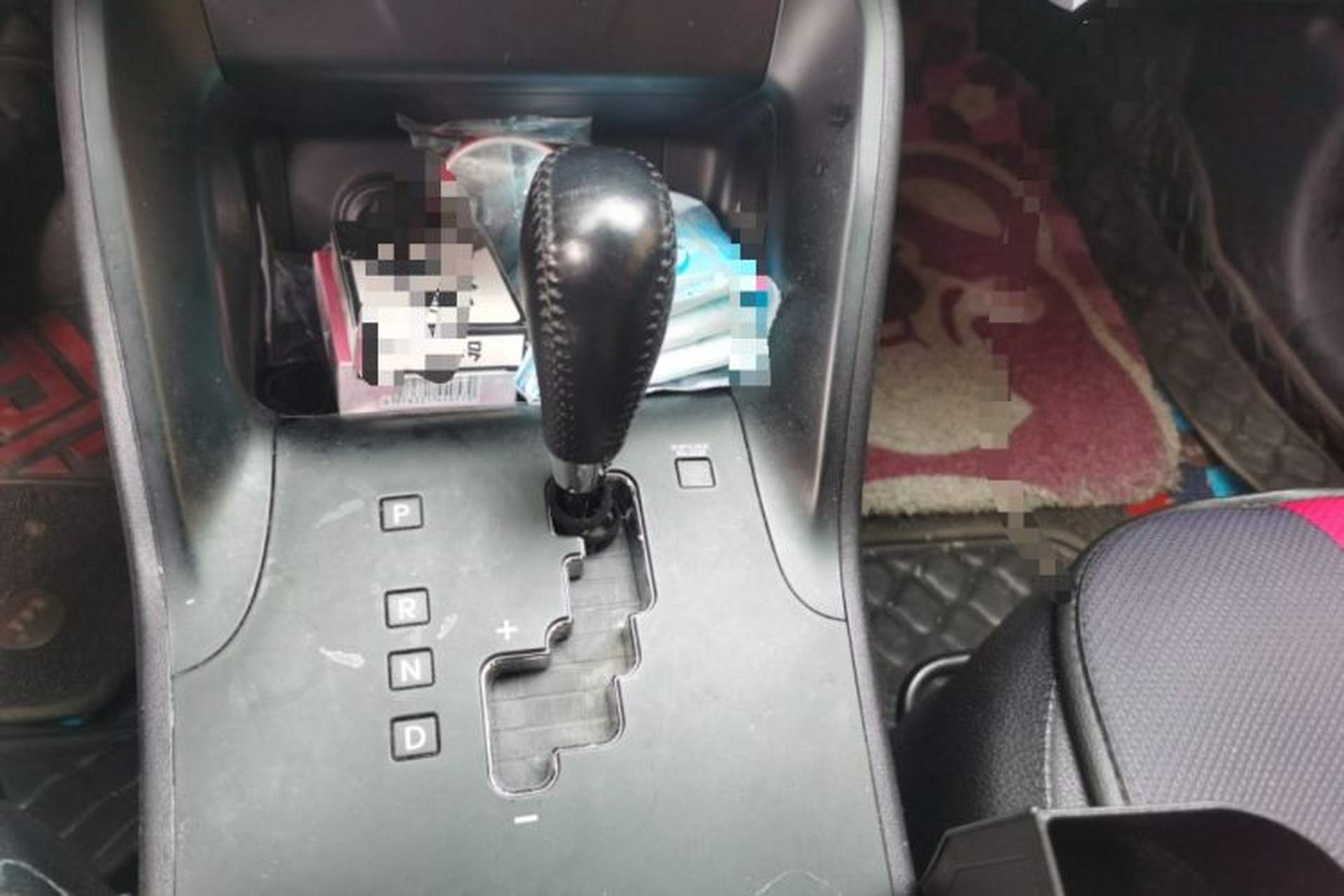 Used Hyundai ix35 2012 2.0L Automatic Two-Wheel Drive Elite Edition GLS Gear Lever