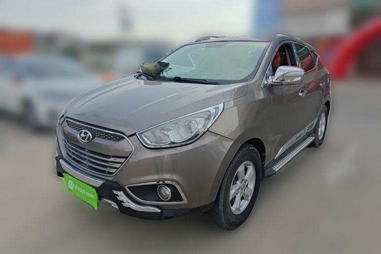 Used Hyundai ix35 2012 2.0L Manual Two-Wheel Drive New Edition GL Guazi used car, China used car export, Used car for sale, Used Hyundai cars, Cheapest cars for sale