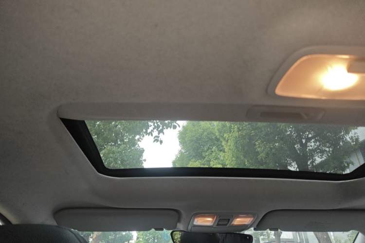 Used Hyundai ix35 2012 2.0L Automatic Two-Wheel Drive Elite Edition GLS Headliner