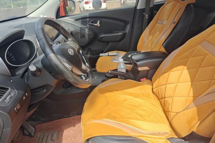 Used Hyundai ix35 2012 2.0L Automatic Two-Wheel Drive Elite Edition GLS Left Front Seat