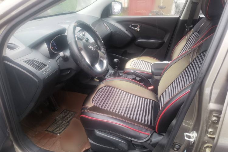 Used Hyundai ix35 2012 2.0L Manual Two-Wheel Drive New Edition GL Left Front Seat