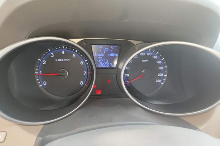Used Hyundai ix35 2012 2.0L Automatic Two-Wheel Drive Elite Edition GLS Odometer Close Up