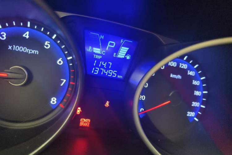 Used Hyundai ix35 2012 2.0L Automatic Two-Wheel Drive Elite Edition GLS Odometer Close Up