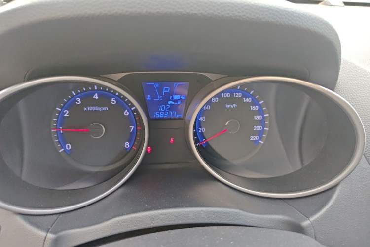 Used Hyundai ix35 2012 2.0L Automatic Two-Wheel Drive Elite Edition GLS Odometer Close Up