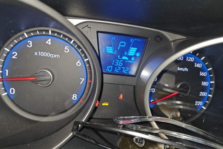 Used Hyundai ix35 2012 2.0L Automatic Two-Wheel Drive Elite Edition GLS Odometer Close Up