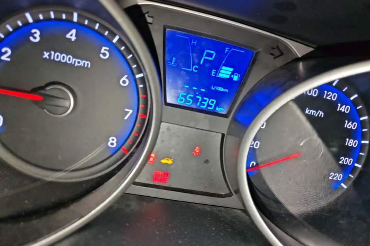 Used Hyundai ix35 2012 2.0L Automatic Two-Wheel Drive Elite Edition GLS Odometer Close Up