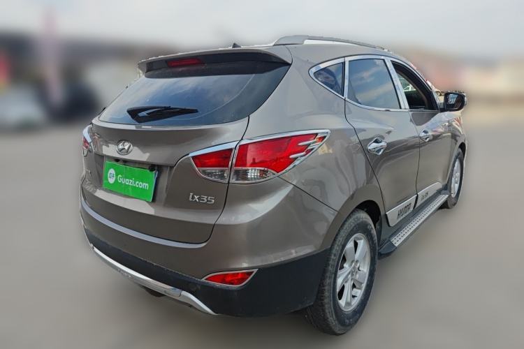 Used Hyundai ix35 2012 2.0L Manual Two-Wheel Drive New Edition GL Rear Right 45 Deg