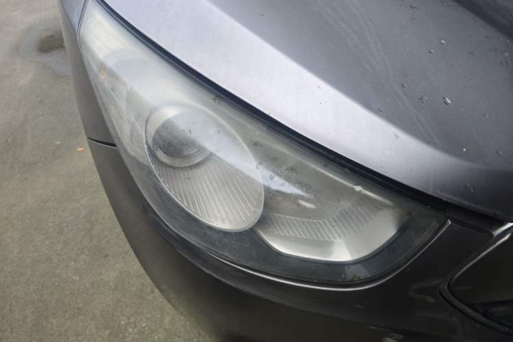 Used Hyundai ix35 2012 2.0L Automatic Two-Wheel Drive New Edition GL Right Front Headlight