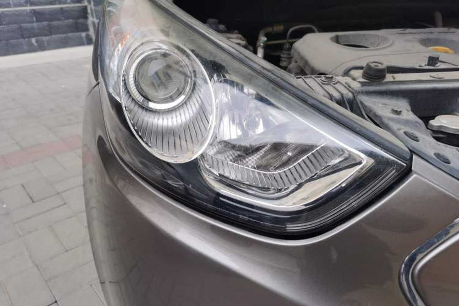 Used Hyundai ix35 2012 2.0L Automatic Two-Wheel Drive Elite Edition GLS Right Front Headlight