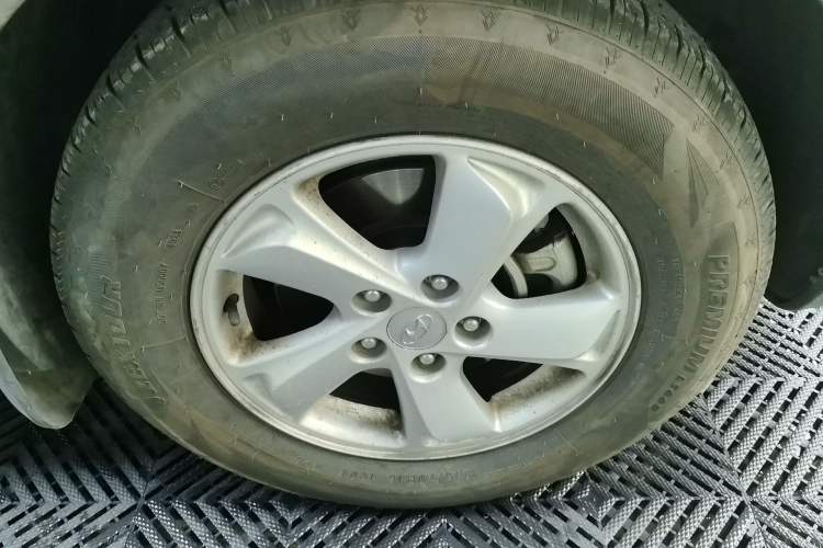 Used Hyundai ix35 2012 2.0L Manual Two-Wheel Drive New Edition GL Right Front Wheel Hub