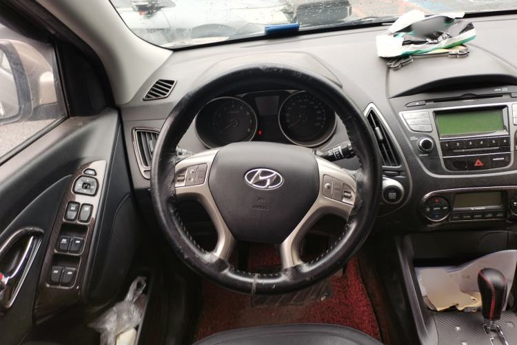 Used Hyundai ix35 2012 2.0L Automatic Two-Wheel Drive Elite Edition GLS Steering Wheel