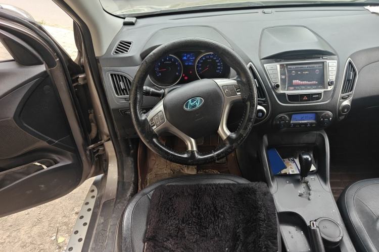 Used Hyundai ix35 2012 2.0L Automatic Two-Wheel Drive Elite Edition GLS Steering Wheel