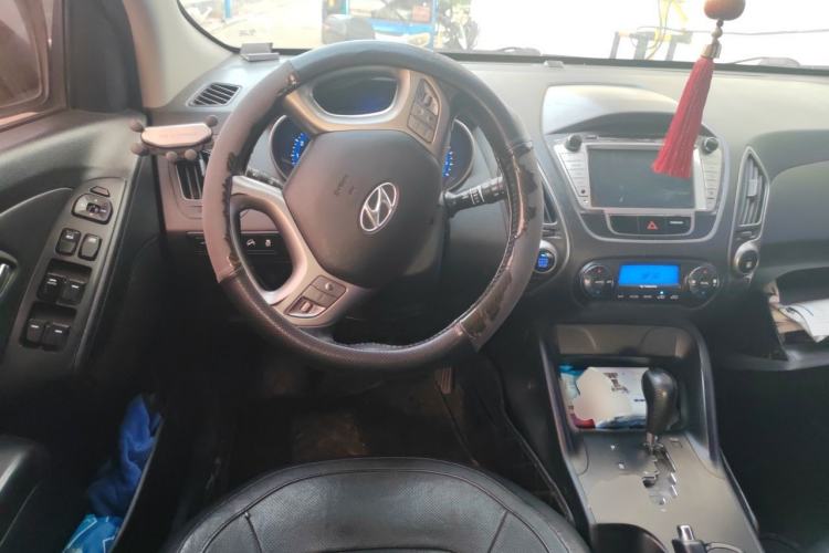Used Hyundai ix35 2012 2.0L Automatic Two-Wheel Drive Elite Edition GLS Steering Wheel