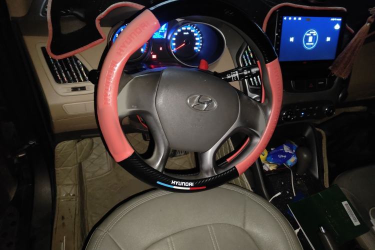Used Hyundai ix35 2012 2.0L Automatic Two-Wheel Drive New Edition GL Steering Wheel
